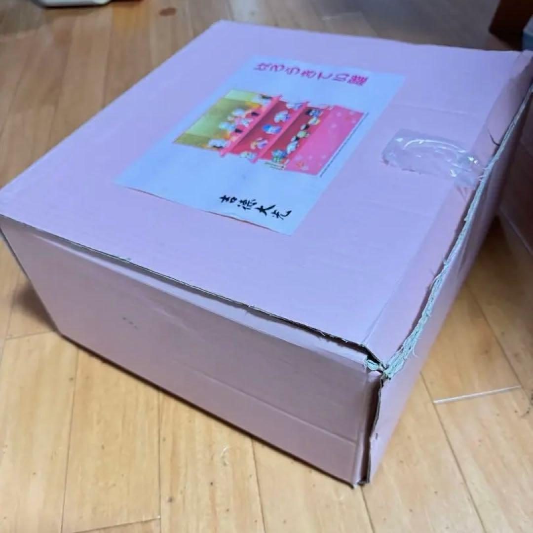 【最終値下げ】【新品未使用.激レア限定品】ハローキティ雛　吉徳大光　ひな祭り