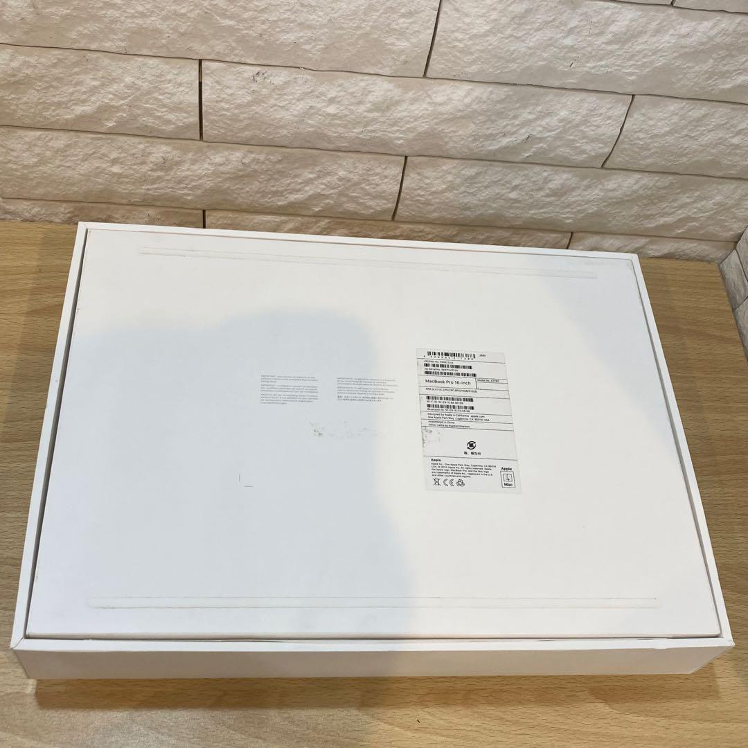 Apple MacBook Pro A2780 パソコン　アップル【11209】