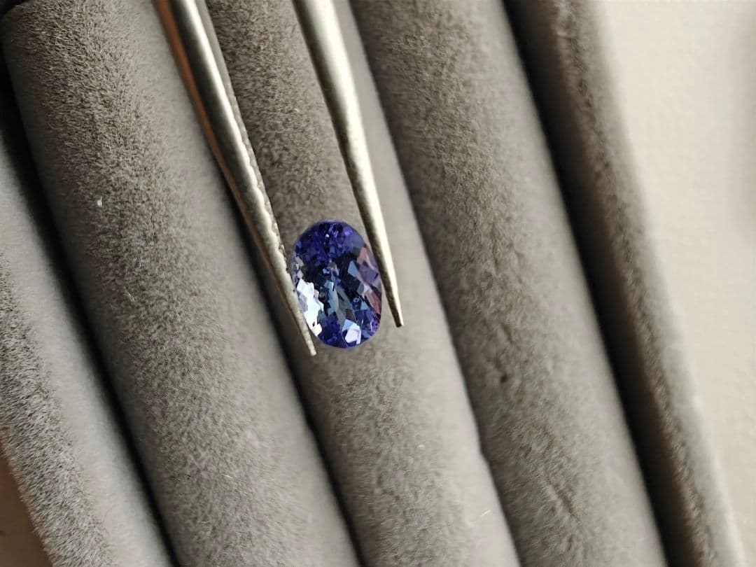 鑑別書付き タンザナイト 0.628ct