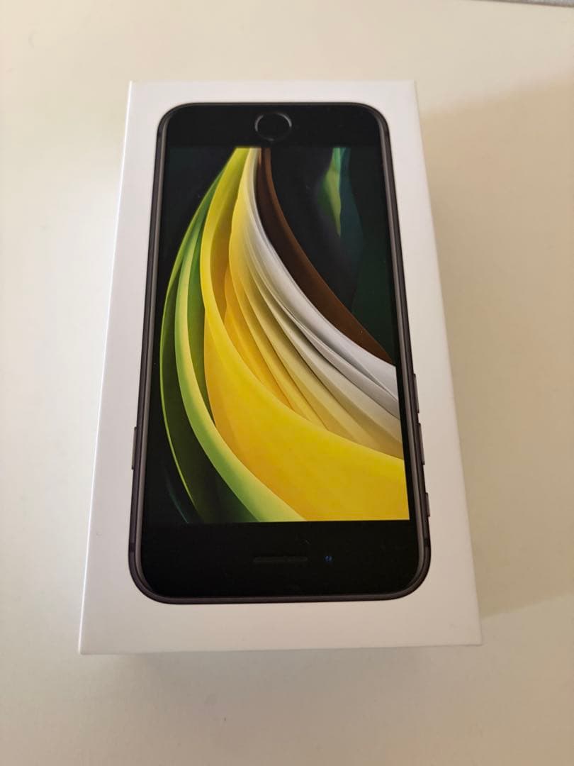 【美品】Apple iPhone SE (第2世代) ブラック128GB