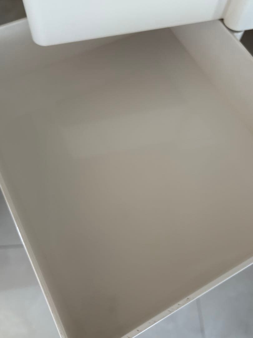 正規品 ジョエ・コロンボ　ボビーワゴン 3段2トレイ　キャスター付き　ホワイト