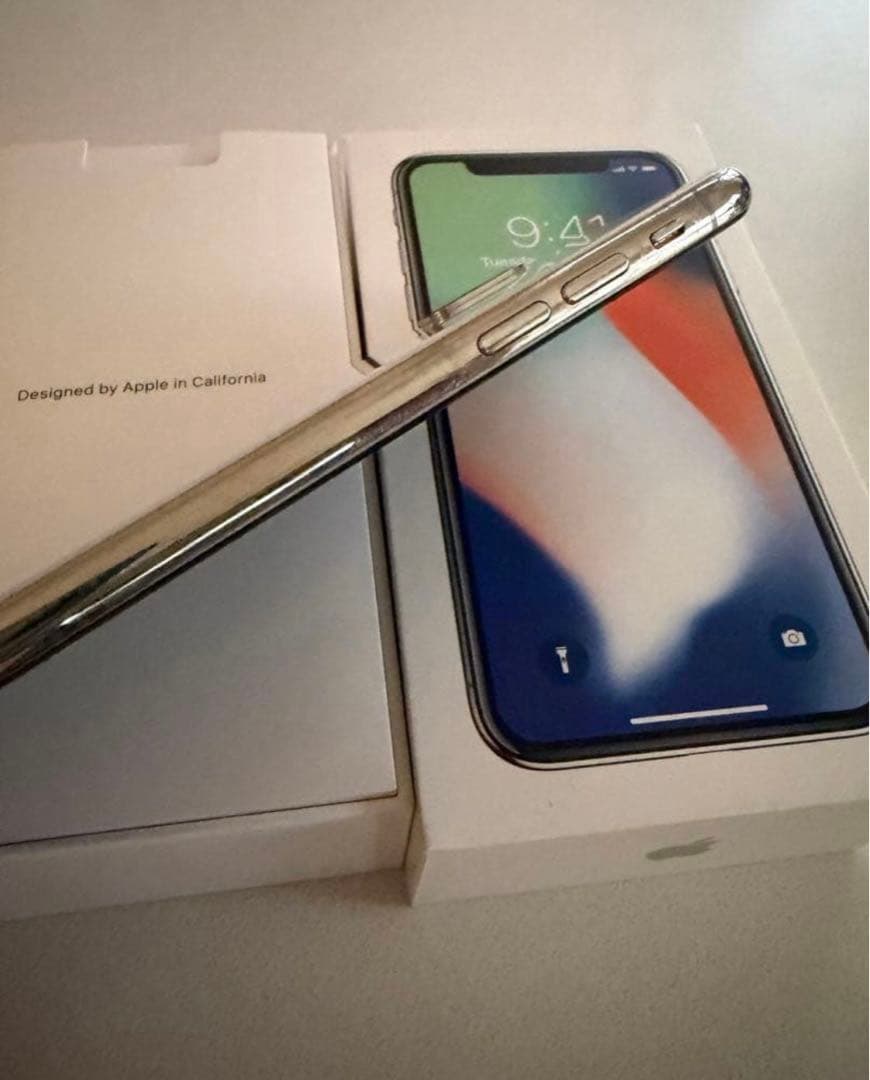 iPhoneX シルバー　スマートフォン 256GB