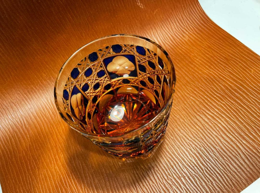 江戸切子　伝統工芸士　瀧澤利夫　アンバーロックグラス・五輪の華