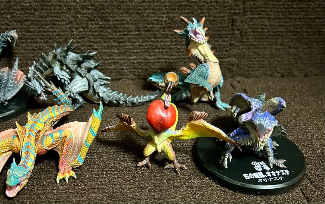 モンハン　フィギュア　まとめ売り　ティガレックス　オオナズチ　イビルジョー