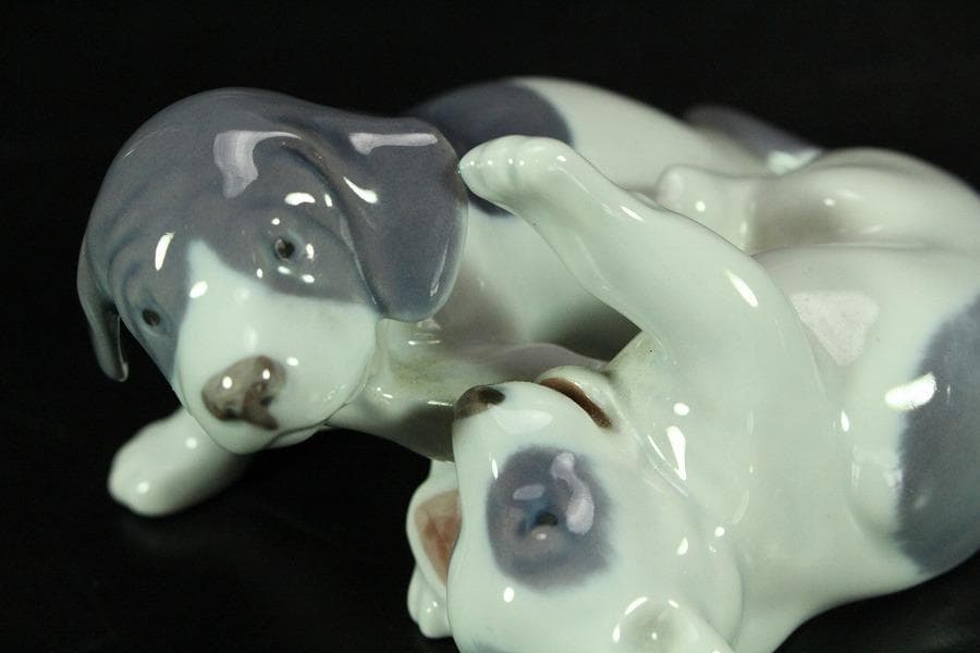 可愛い 遊犬 置物 二件揃い アンティーク(K-A201)