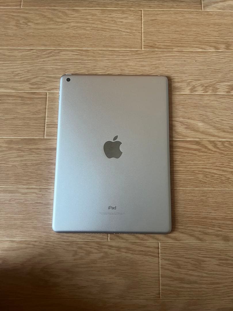 iPad 第5世代32GB Wi-Fiモデルバッテリー98%良品
