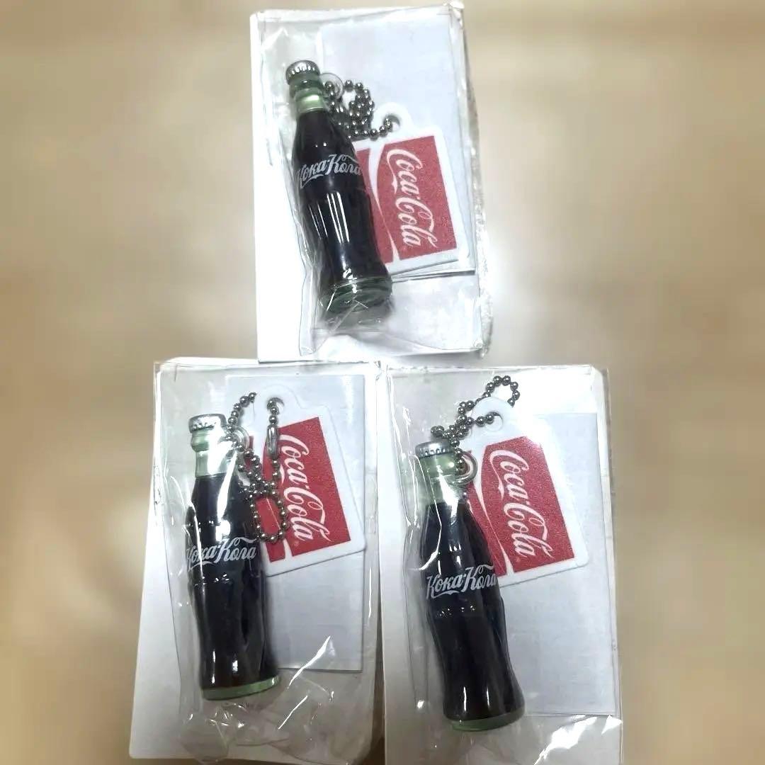 コカ・コーラ ボトル型キーホルダー 24個セット