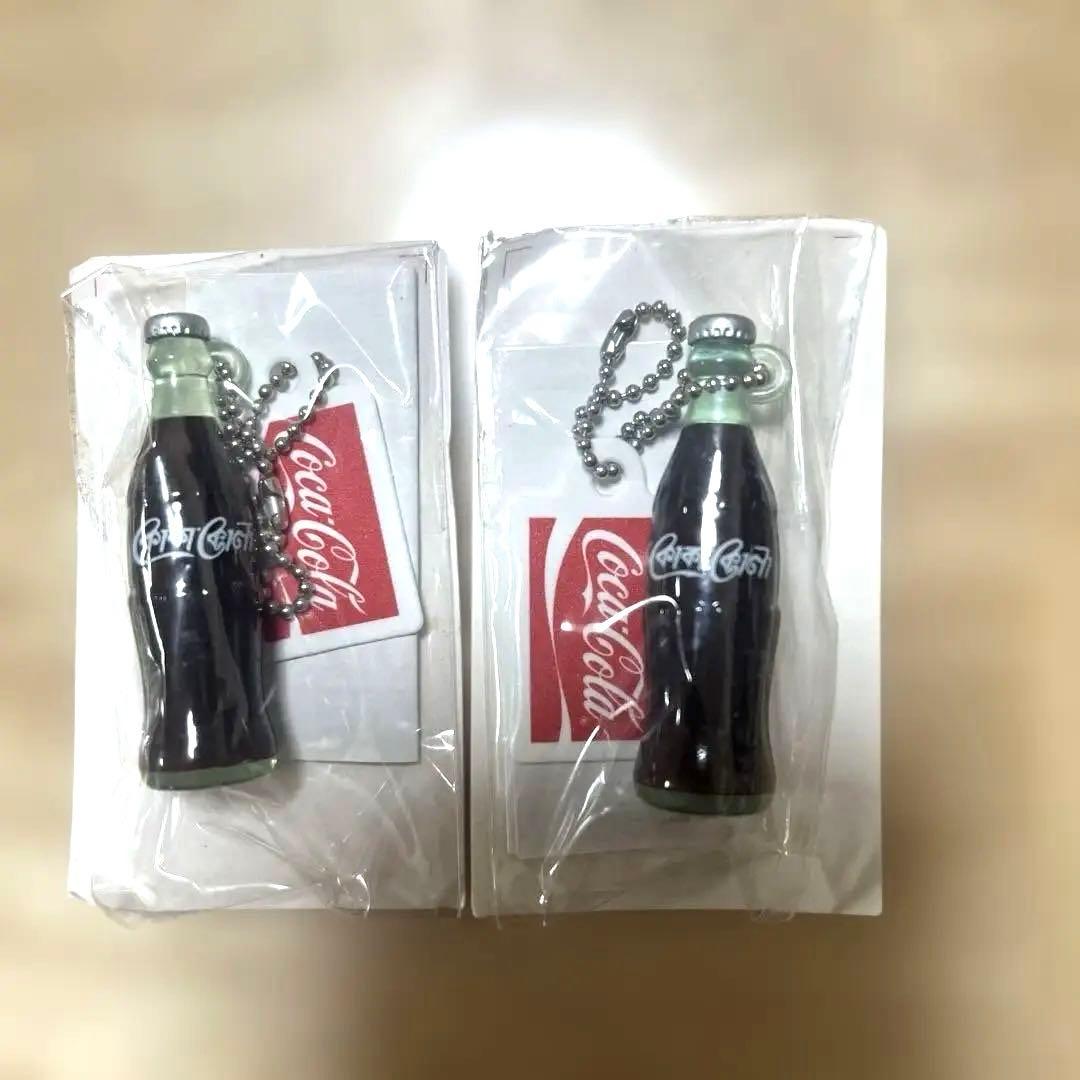 コカ・コーラ ボトル型キーホルダー 24個セット