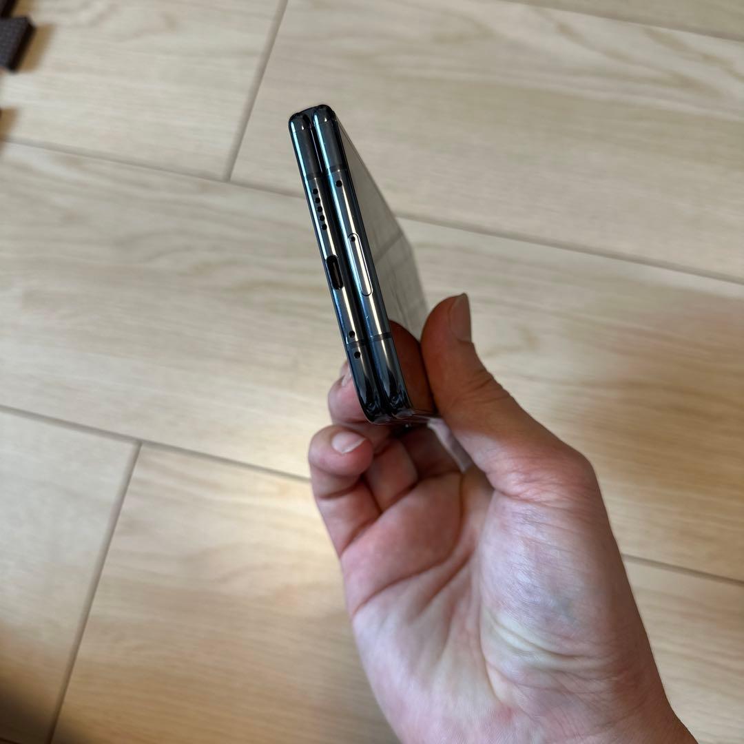 Google Pixel Fold 本体simフリー