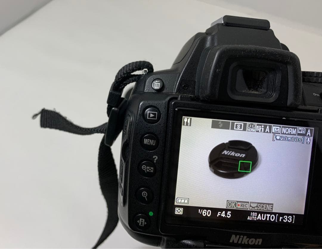 Nikon D5000 ダブルズームキット 純正セミソフトケース付き