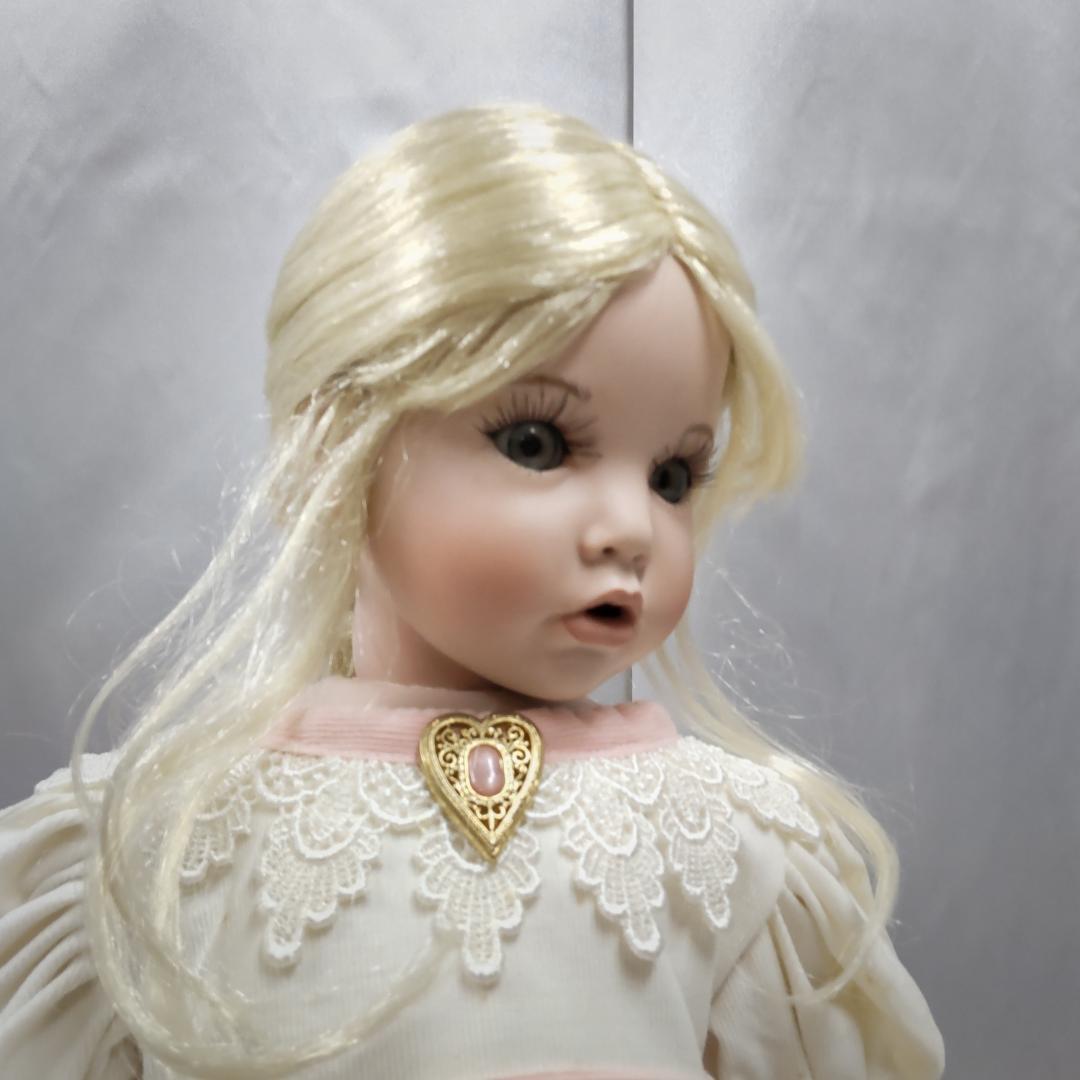創作人形　現代人形　ドール　フルビスク　ポーセリンドール