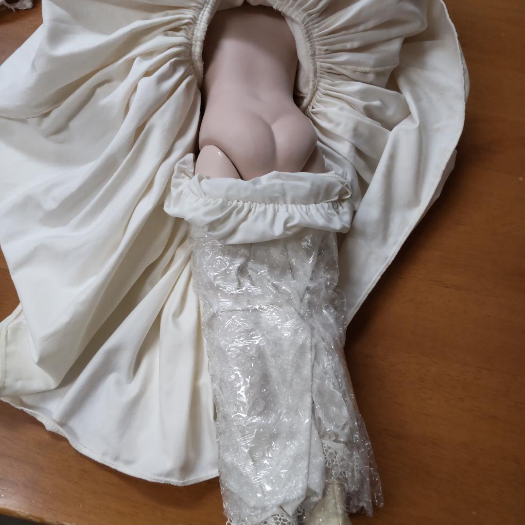 創作人形　現代人形　ドール　フルビスク　ポーセリンドール