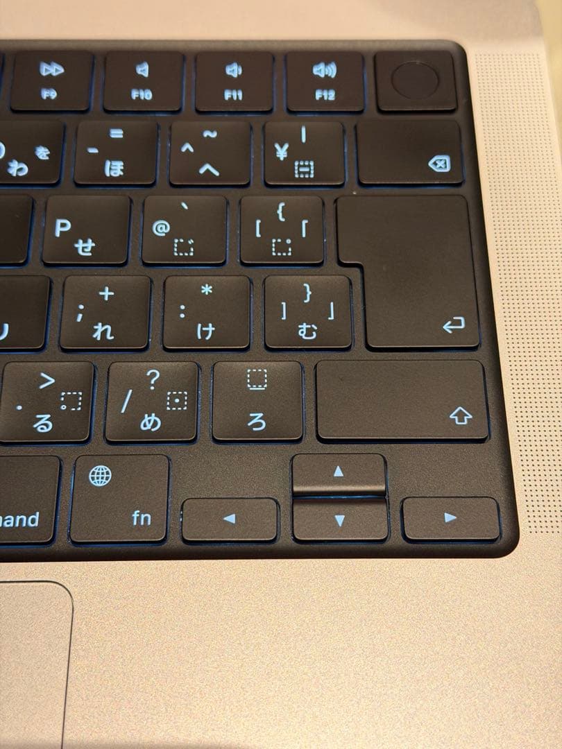 新品に近いMacBook Pro 14 M3 Pro 36GB JIS