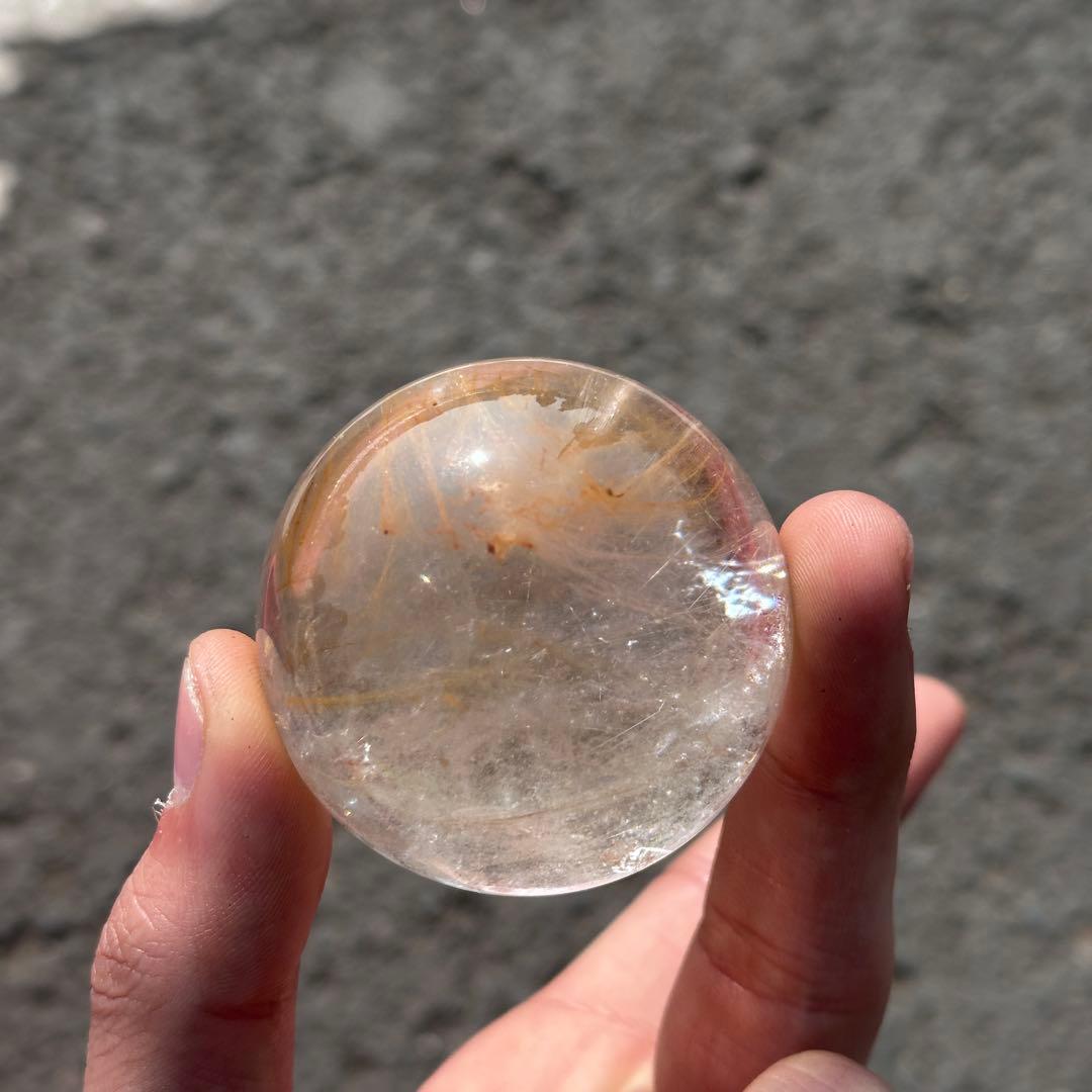 天然石サゲニティック共生ルチルクォーツのスフィア　丸玉　置物G.268