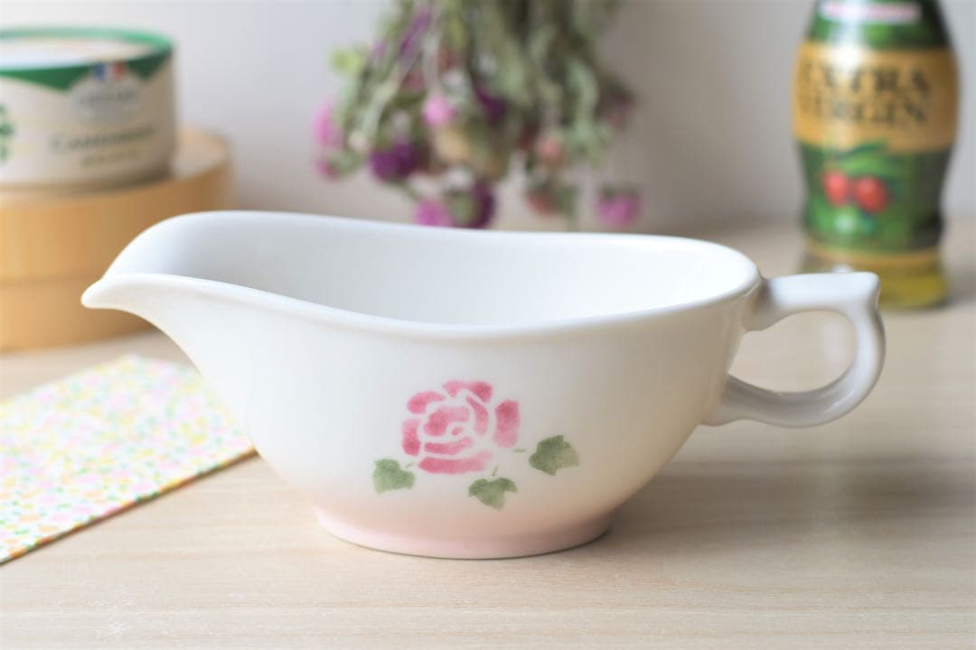 限定品　マニー ローズ　パティスリー　陶器 ソースポット　置物　日本製 新品