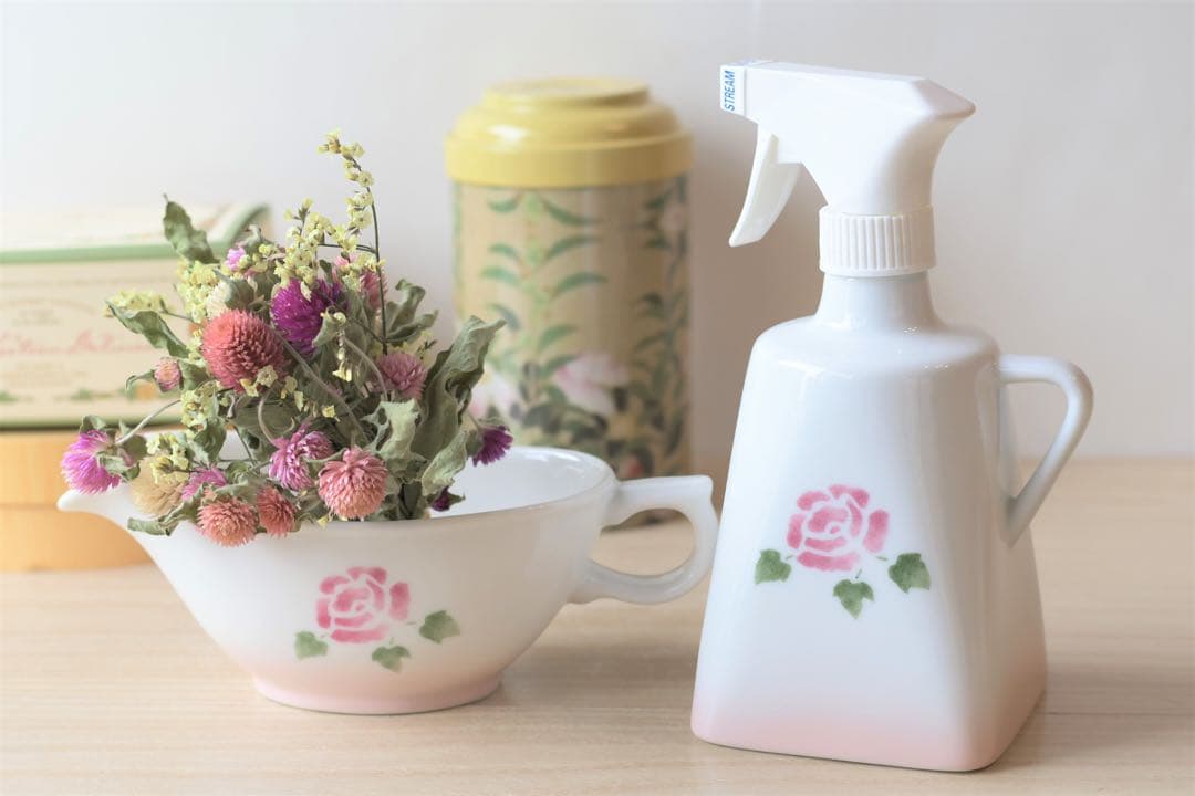 限定品　マニー ローズ　パティスリー　陶器 ソースポット　置物　日本製 新品