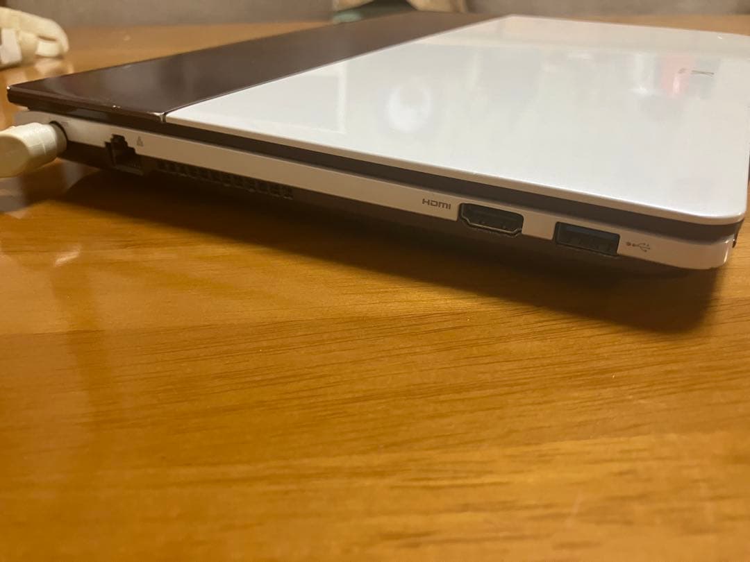 [最終値下げ] FMV−LIFEBOOK CH FMVC75RW