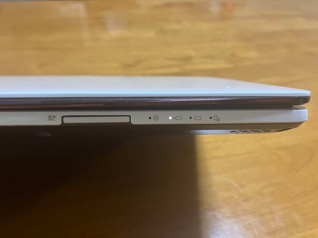 [最終値下げ] FMV−LIFEBOOK CH FMVC75RW