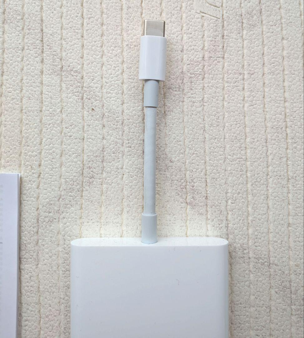 アップル 純正　USB-C to HDMI変換アダプター　美品