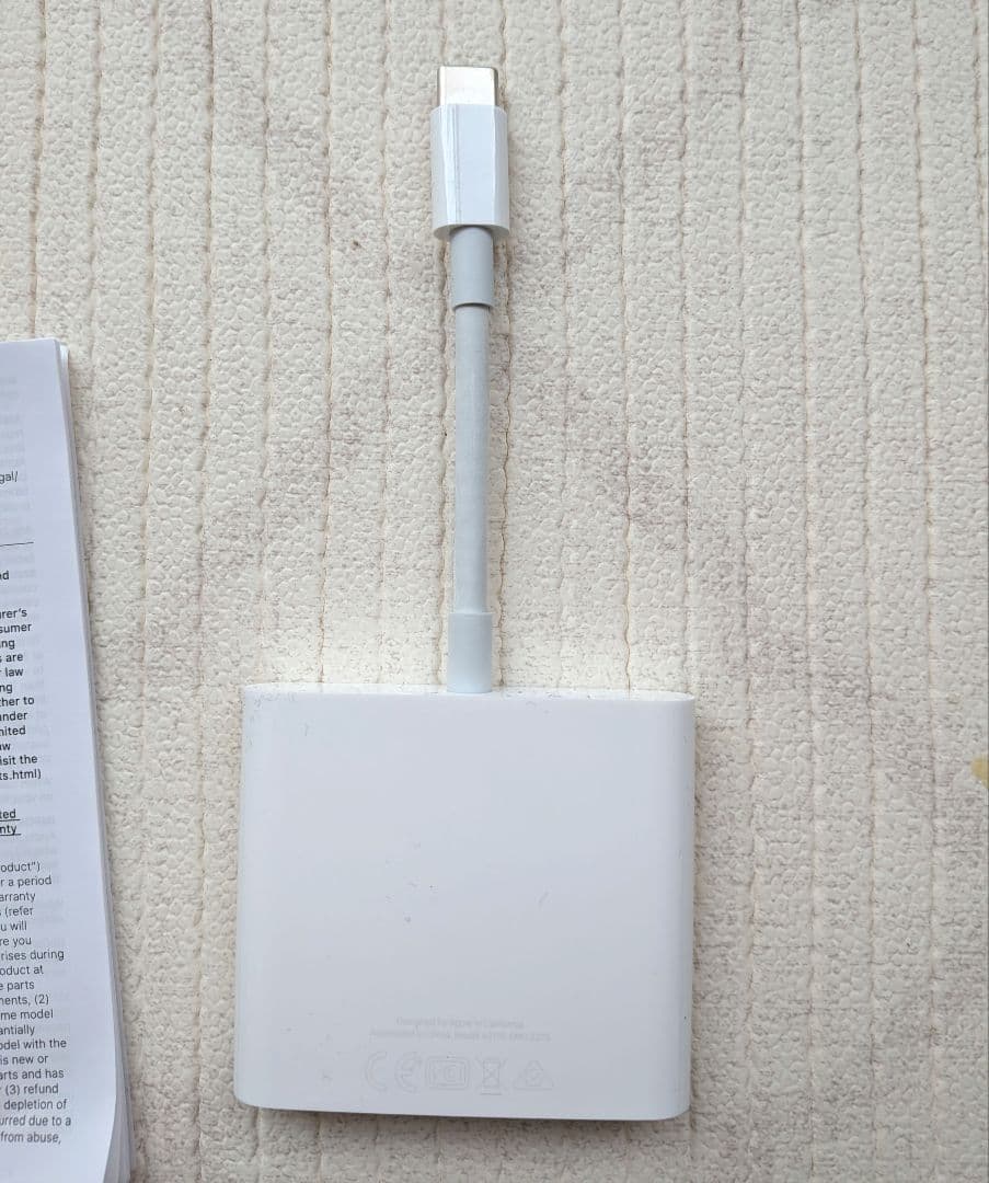アップル 純正　USB-C to HDMI変換アダプター　美品
