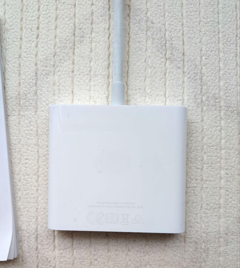 アップル 純正　USB-C to HDMI変換アダプター　美品