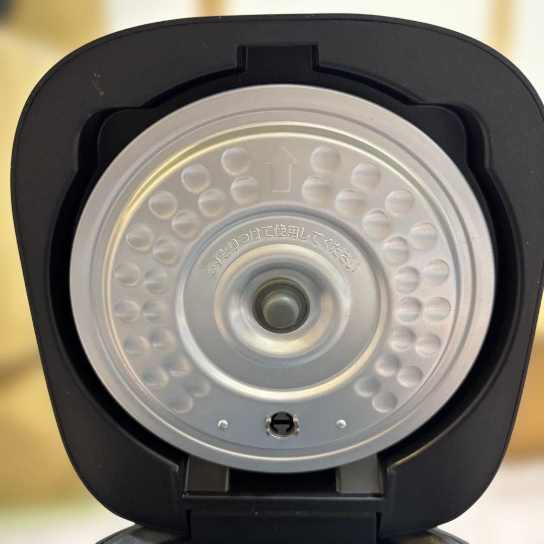 TIGER タイガー 炊飯器 JBS-B055 3合炊き マイコン炊飯ジャー