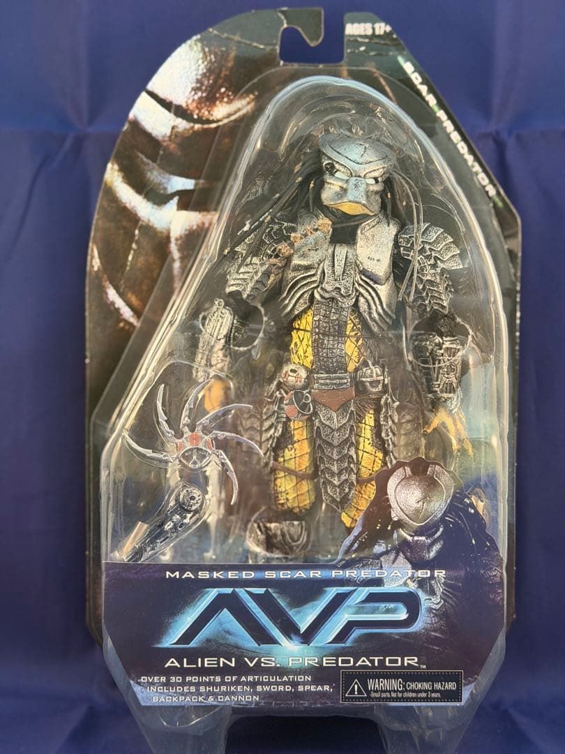 ほぼ未使用　NECA ネカ　エイリアンvsプレデター　フィギュア　４体セット