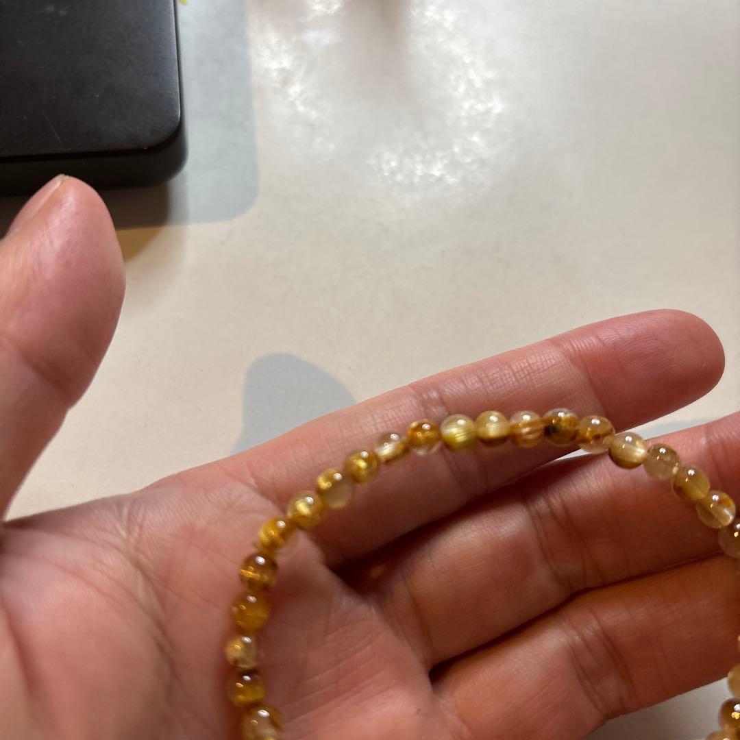 不調が治った日にきた、細くて綺麗な猫目ルチルたん！