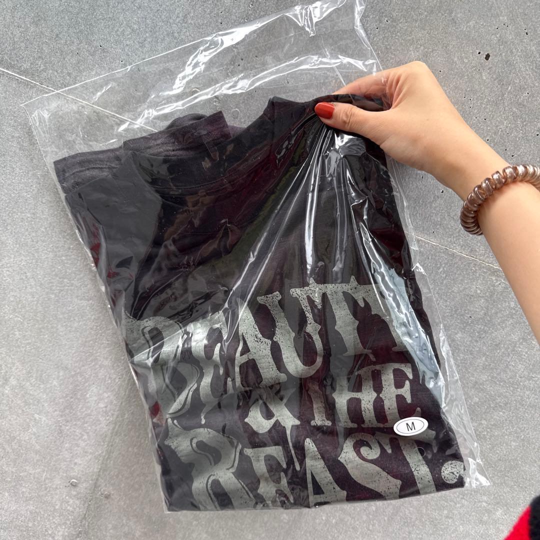 BEAUTY & THE BEAST 横浜限定Tシャツ　黒　M 男女兼用