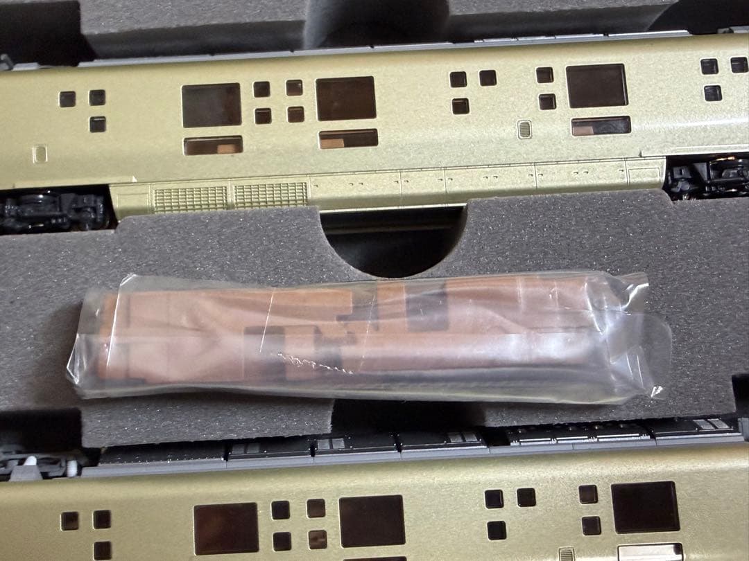 Nゲージ　TOMIX 97901 E001形　TRAIN SUITE 四季島