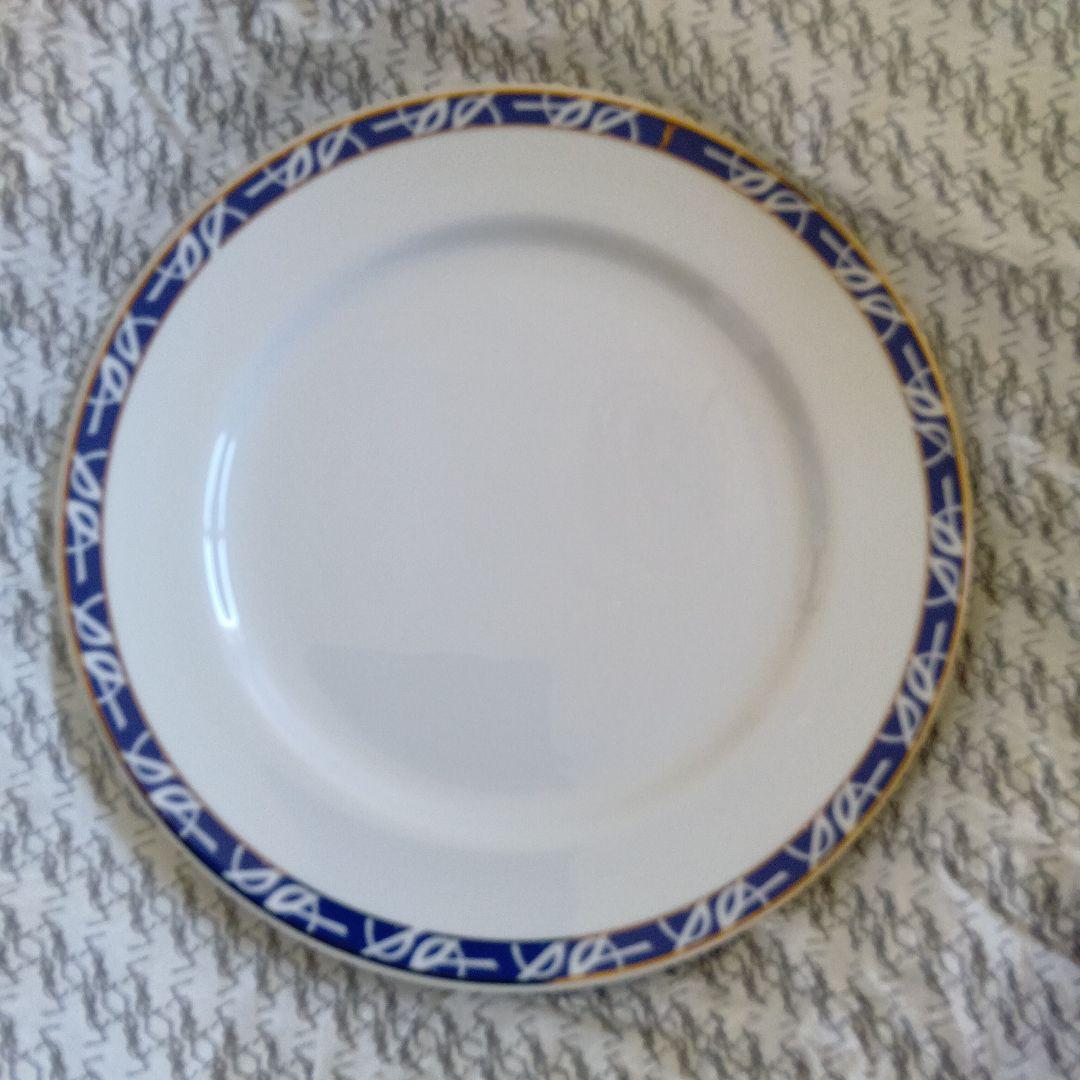 【最終価格】イヴサンローランお皿