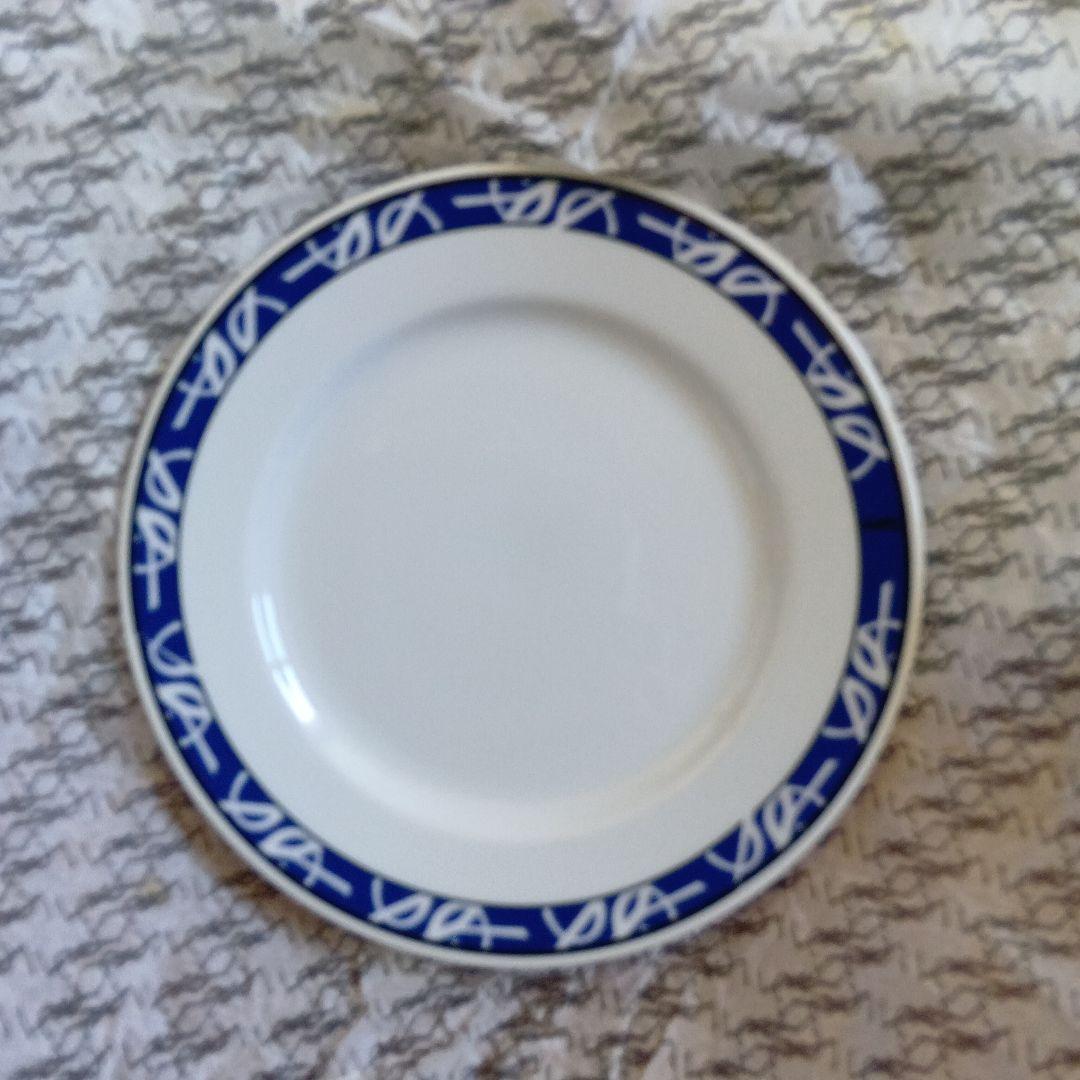 【最終価格】イヴサンローランお皿