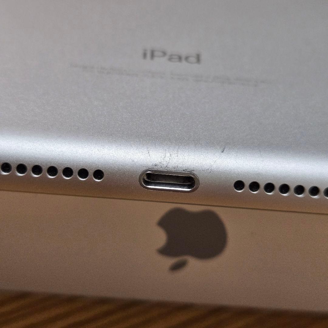 iPad 第5世代 32G A1823 Apple wifi SIMフリー