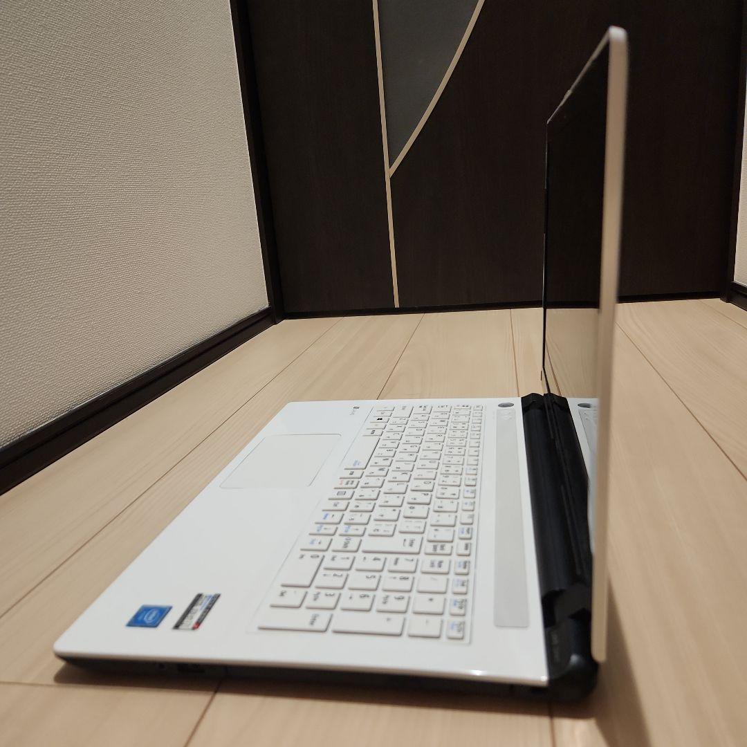 ⭐美品⭐　ノートパソコン　薄型　大画面　大容量　NEC　おしゃれなデザイン⭐