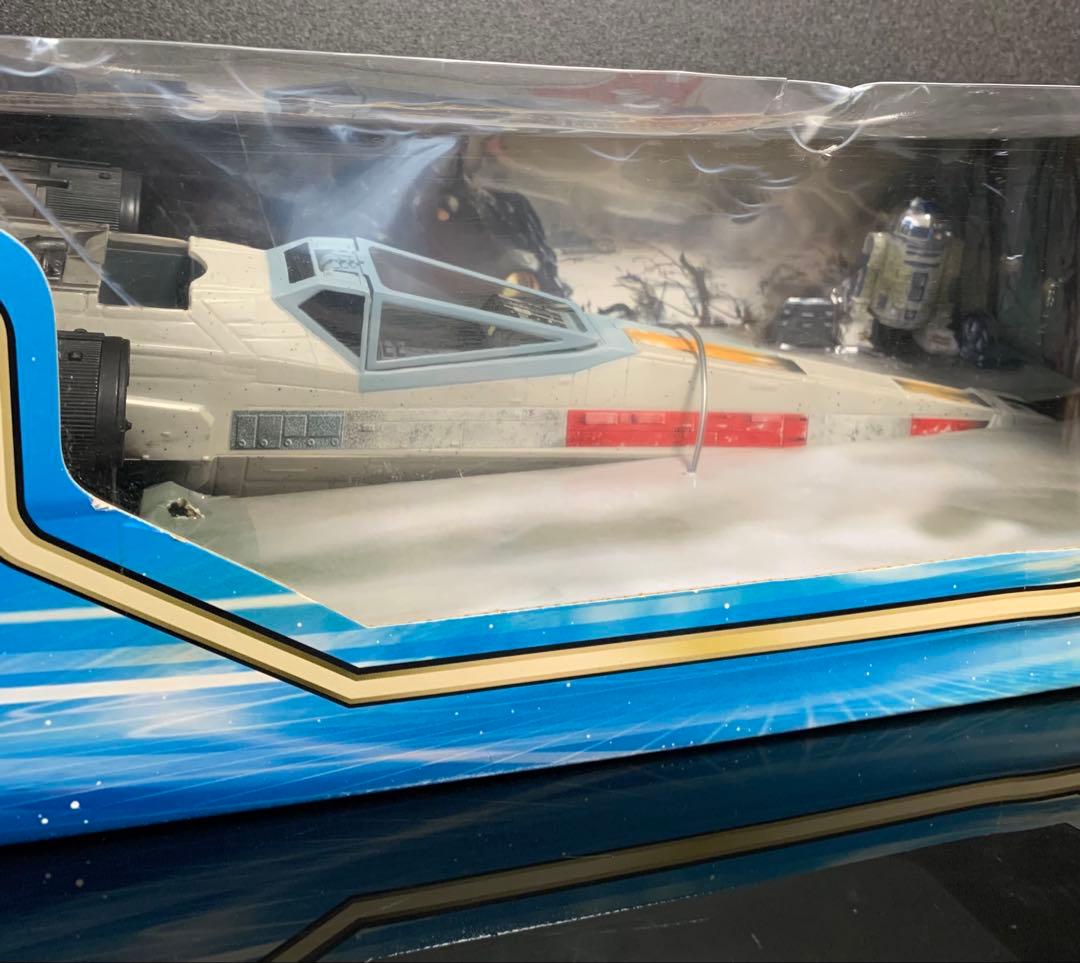 ム*シ様 ⭐︎STAR WARS X-wing Fighter with R2D