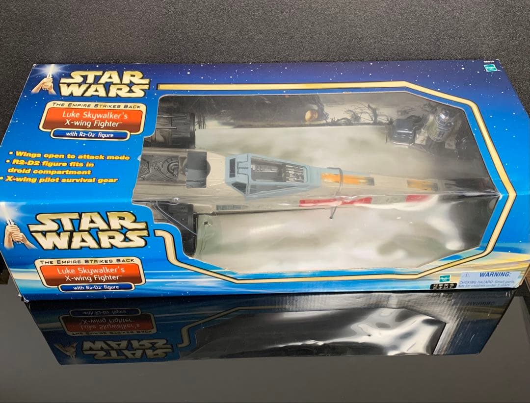 ム*シ様 ⭐︎STAR WARS X-wing Fighter with R2D