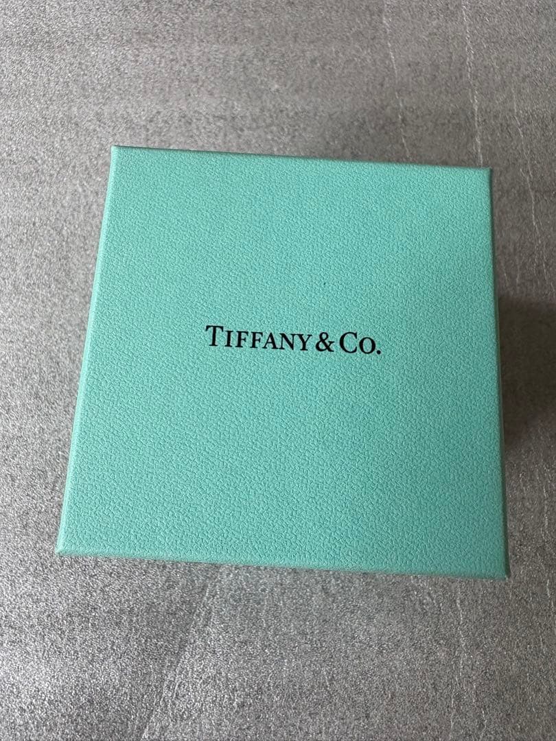新品　未使用　ティファニー ミニ ブルー リボンボウ ボックス 小物入れ 置物