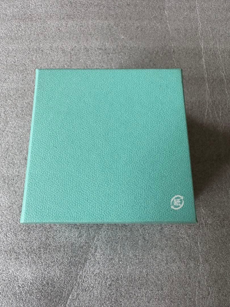 新品　未使用　ティファニー ミニ ブルー リボンボウ ボックス 小物入れ 置物