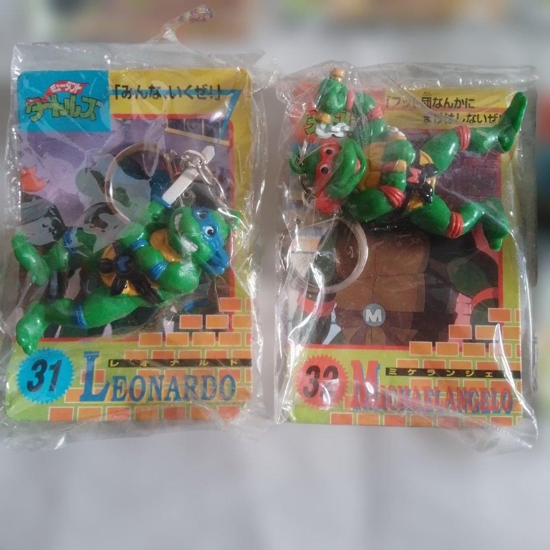 ミュ−タントタ−トルズ　キ−ホルダ−　全8種類　未開封 箱付き　カバヤ食品