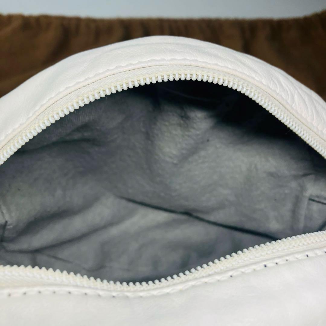 極美品　LOEWE ヴィンテージ アナグラム ナッパレザー ショルダーバッグ 白