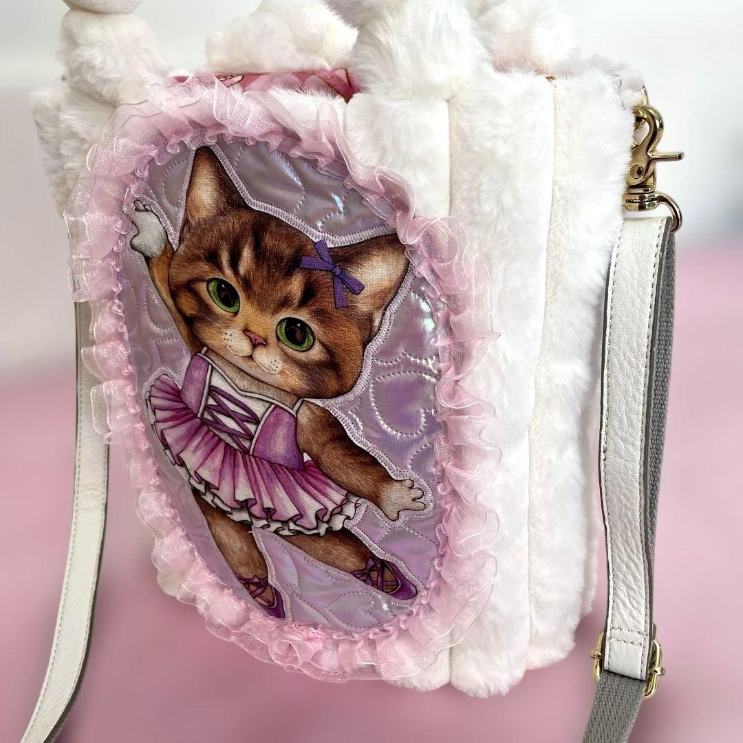 やまちゃんコヤンイサムチョン・ファートートバック