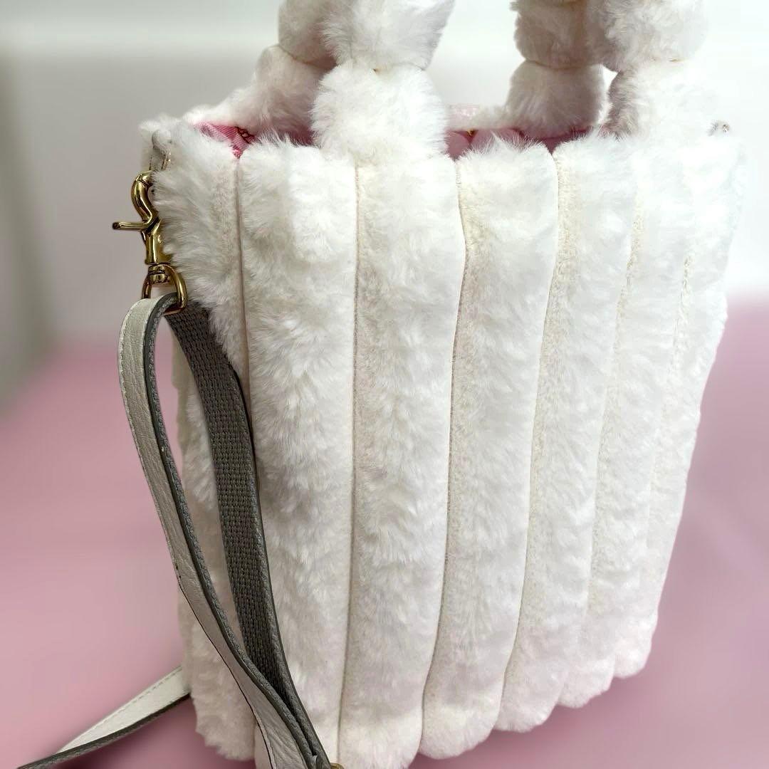 やまちゃんコヤンイサムチョン・ファートートバック