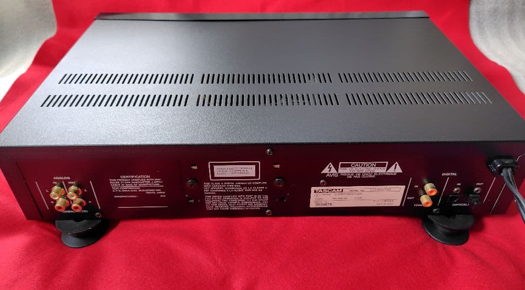 【故障品】TASCAMタスカム CD-RW750 CDレコーダー　リモコン取説付
