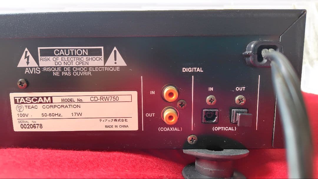 【故障品】TASCAMタスカム CD-RW750 CDレコーダー　リモコン取説付