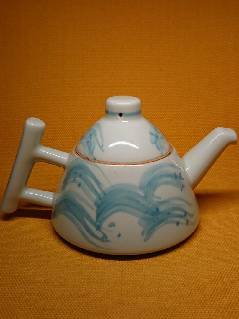 【美品】急須　茶器　陶器　オブジェ　置物　インテリア　工芸品　美術品　A2666