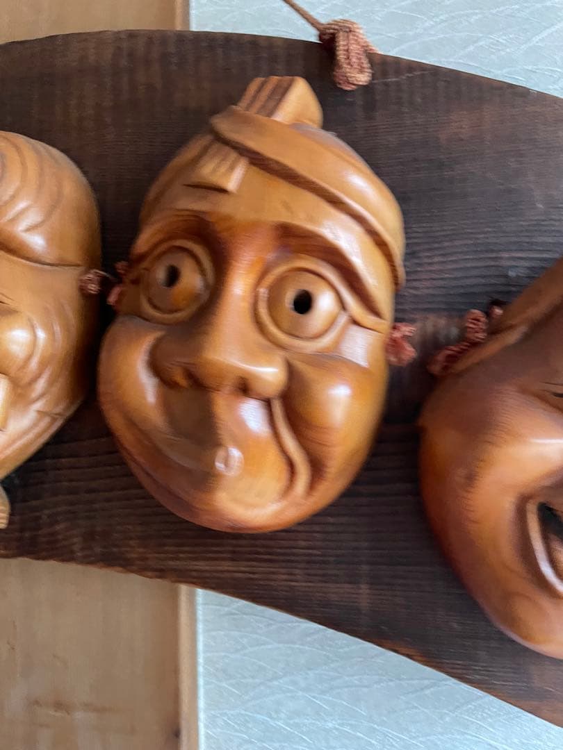 希少　骨董品　国宝　台湾製　歌舞伎　木彫り　お面　壁掛け　50年前