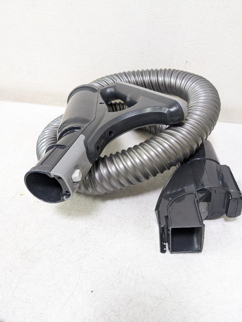 SHARP EC-QT60-R サイクロン式掃除機 2015年製