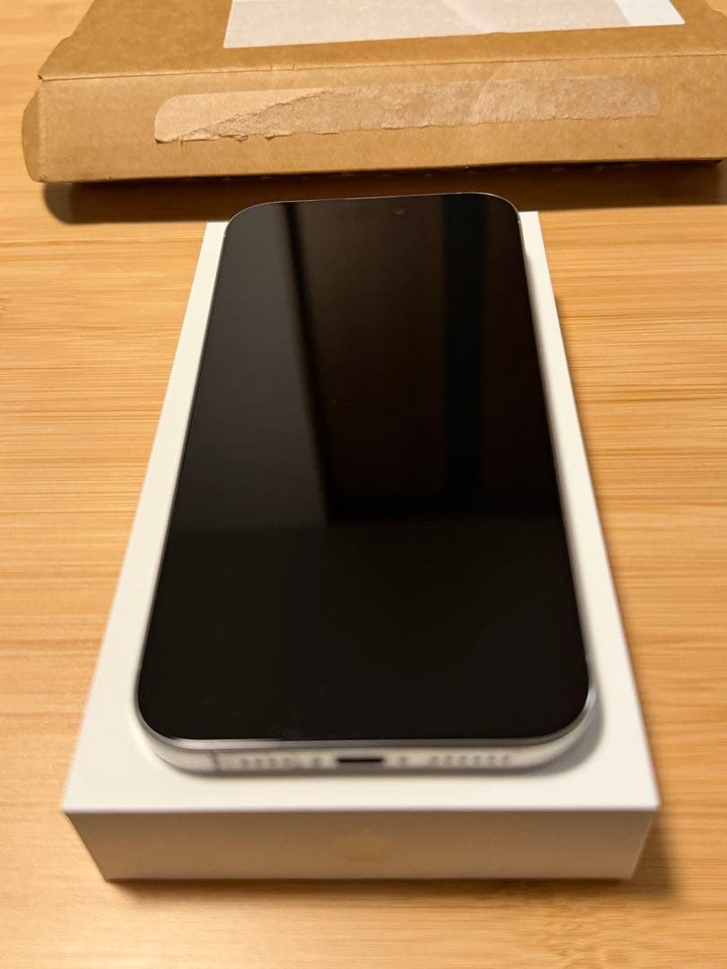 iPhone 16 Pro Max ホワイト 本体 SIMフリー