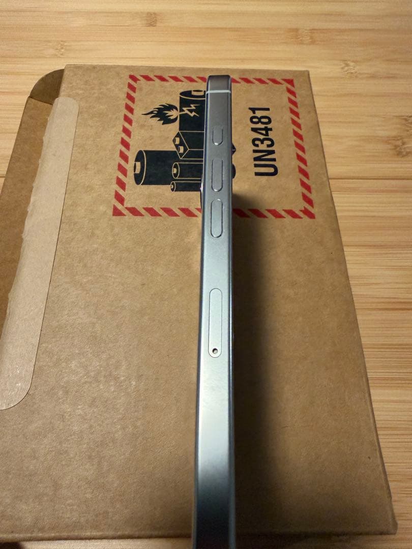 iPhone 16 Pro Max ホワイト 本体 SIMフリー