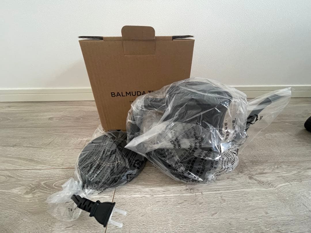 BALMUDA 電気ケトル 未開封